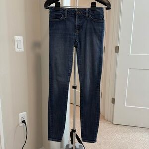 Tommy Hilfiger Classic Blue Women's Skinny Jeans Size 2